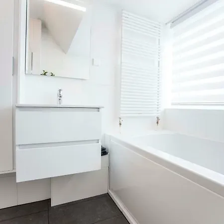 Beach House Vila *